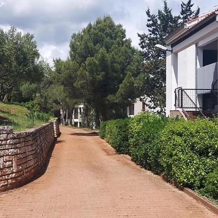 Studio Apartment Jadranko Duga Uvala Krnica Kültér fotó