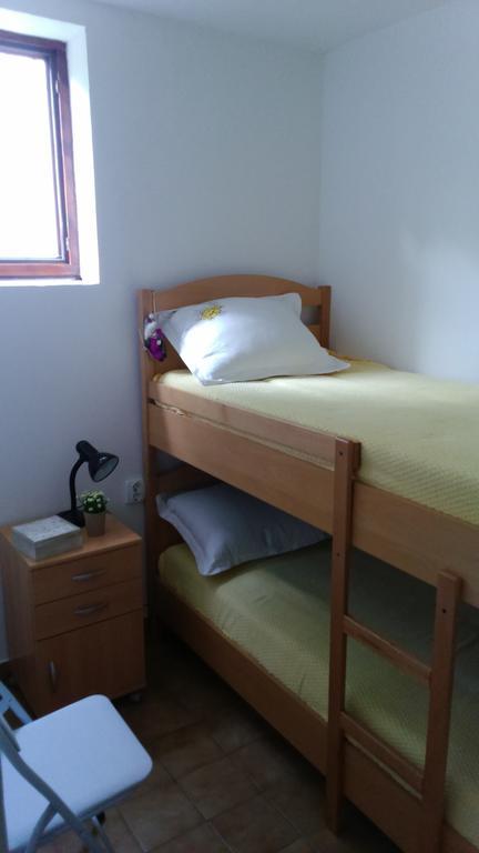 Studio Apartment Jadranko Duga Uvala Krnica Szoba fotó